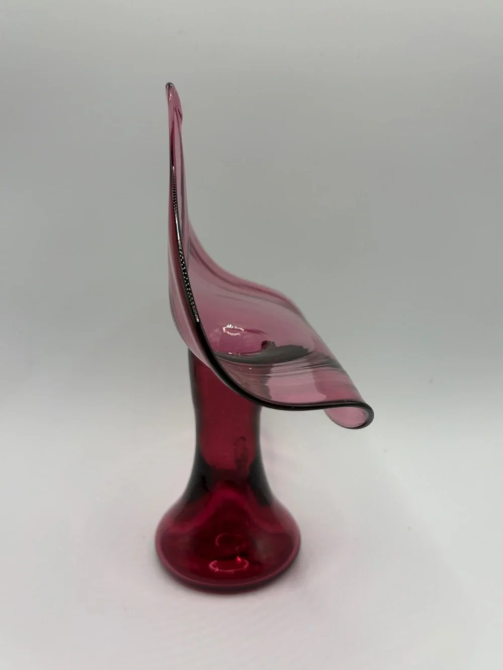Vintage Jack in the Pulpit Hand Blown Art Glass Vase Vessel Tableware Decor